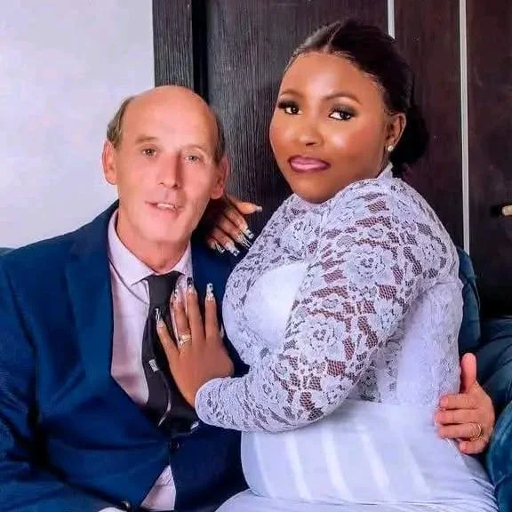 Genuine Dating Site WhatsApp Group