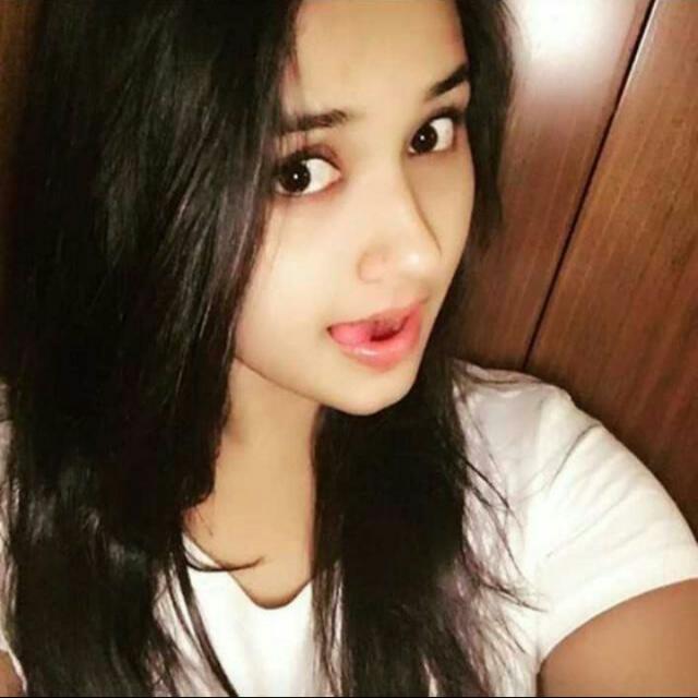 *༺꧁Gujju girl꧂༻*