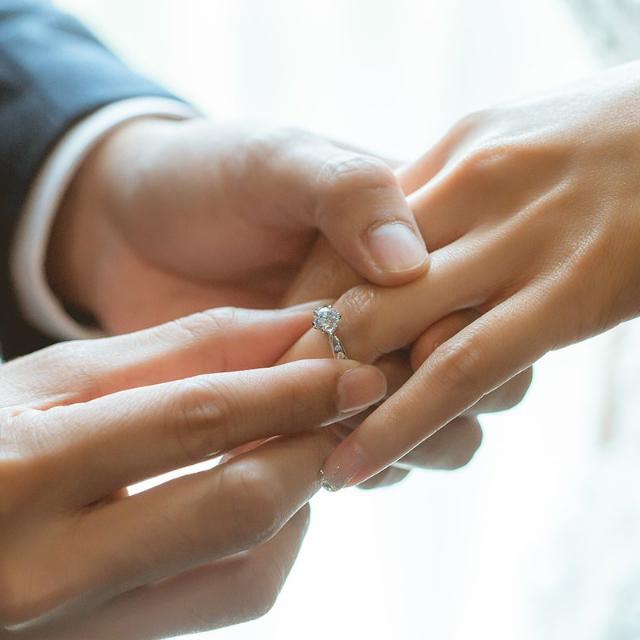 𝐂𝐇𝐑𝐈𝐒𝐓𝐈𝐀𝐍 𝐌𝐀𝐑𝐑𝐈𝐀𝐆𝐄 𝐃𝐈𝐒𝐂𝐔𝐒𝐒𝐈𝐎𝐍