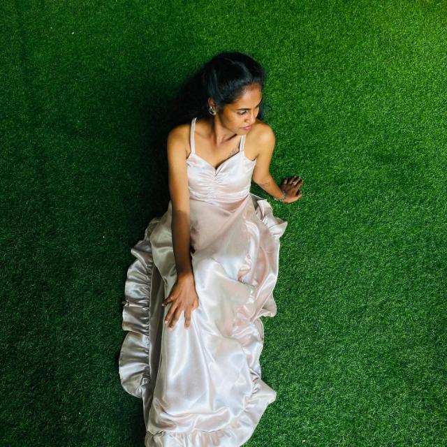 ලංකාවේ ඉන්න සුද්දොන්ට wife , gf දෙමු Sri Lankan Adult WhatsApp Group